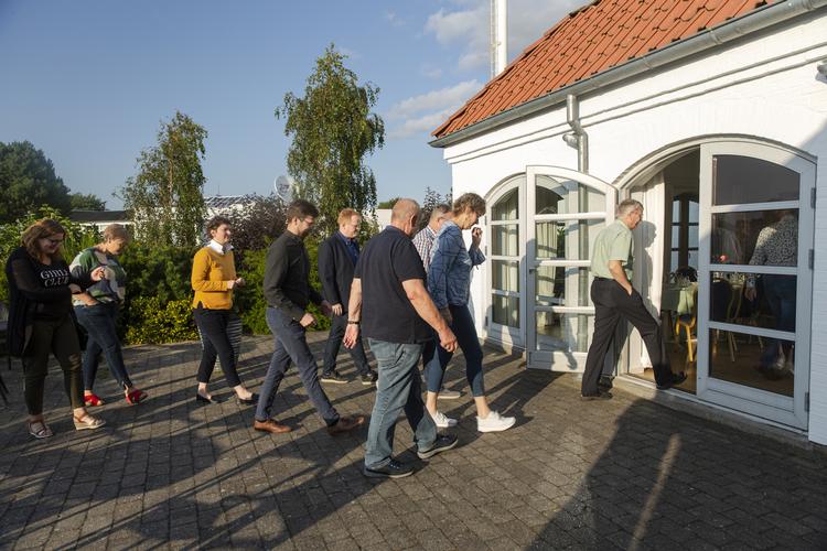 Da regionsafdelingen af Venstre i Nordjylland afholdte møde onsdag aften var et af punkterne den nuværende situation i Venstre og formandskabet i partiet. Efterfølgende blev der sendt en bekymringsmail til bl.a. Lars Løkke Rasmussen over den uro, der er opstået om lederskabet i partiet.  Foto: Nima Taheri/POLFOTO