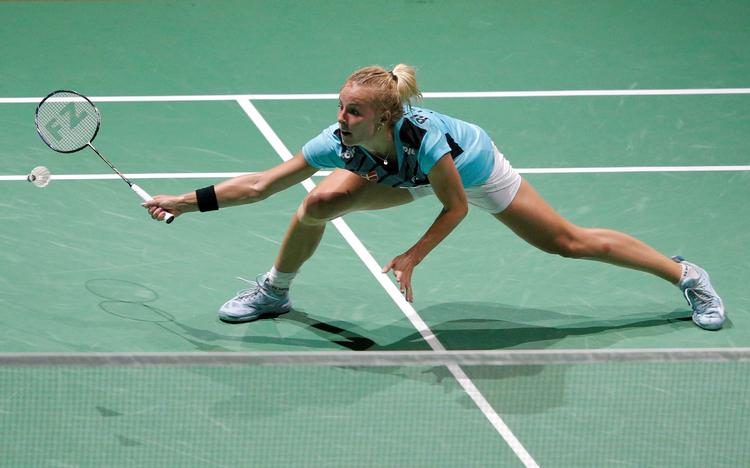 Mia Blichfeldt tabte 9 af de sidste 10 spillede point i tredje sæt. Mange af pointene var fejl fra egen ketsjer, og det kostede. Foto: Vincent Kessler/Ritzau Scanpix