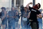 De franske myndigheder har anholdt 68 personer, som deltog i ophedede protestaktioner nær G7-topmødet i Biarritz i det sydvestlige Frankrig. Foto: Thomas Samson/Ritzau Scanpix