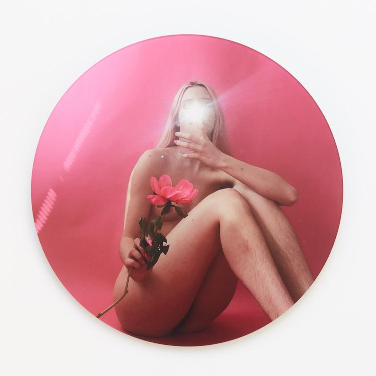 Den svenske kunstner og Instagram-stjerne Arvida Byström er blandt navnene på talks-programmet på årets Chart. Foto: Arvida Byström