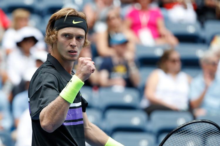 Russisk mandetennis er i fremgang, og Andrey Rublev leverede tirsdag varen, da han besejrede 8.-seedede Stefanos Tsitsipas fra Grækenland ved US Open. 
   Foto: Geoff Burke/Ritzau Scanpix