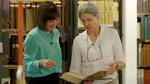 Maria Månson taler blandt andet med litteraturhistoriker Vibeke A. Pedersen om virkelighed og fiktion i 'Jammers Minde'.  Foto: DR