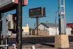 
Et elektronisk banner, der viser støtte i Odessa to dage efter, at syv mennesker er døde i masseskyderier i Odessa og Midland, Texas.   Foto: Cengiz Yar/Ritzau Scanpix