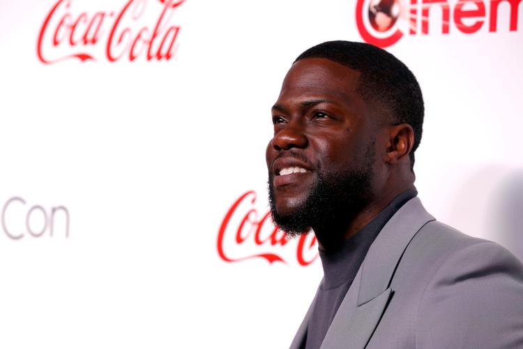 Kevin Hart ses her til CinemaCon Big Screen Achievement Awards ceremony at Caesars Palace i Las Vegas. Komikeren er kvæstet, men klarer sig ifælge hans hustru. 
   Foto: Steve Marcus/Ritzau Scanpix