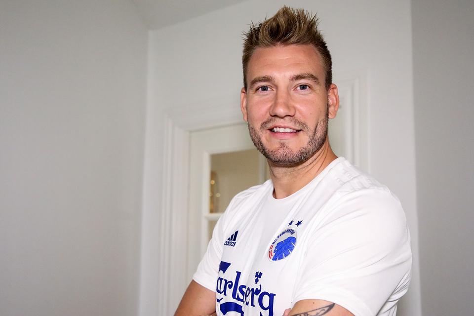 Mandag 2. september 2019 sent om aftenen skrev Nicklas Bendter så kontrakt med FC København - klubben, der i sin tid solgte ham som ungdomsspiller til Arsenal.  Han står nu til debut på førsteholdet i moderklubben som 31-årig.  Foto: FCK.DK