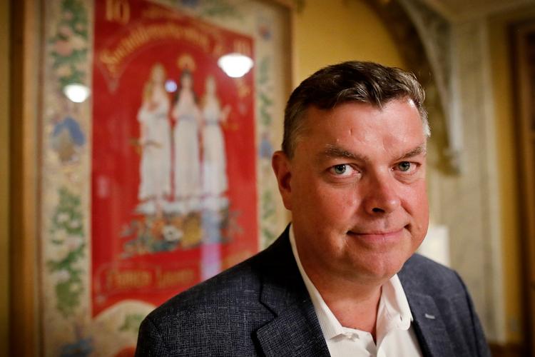 Ligestillingsministeren foreslår en model, der bygger ovenpå den øremærkede barsel, hvor også den resterende del af forældreorloven fordeles ligeligt mellem mor og far med mulighed for, at ugerne kan overføres til hinanden. Foto: Jens Dresling/POLFOTO