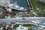 
   Orkanen Dorian, som torsdag eftermiddag er nedgraderet til en kategori 2, hærgede Bahamas søndag og mandag og var på daværende tidspunkt kategoriseret som kategori 5-orkan. Det er den højeste kategori.
Det officielle dødstal efter orkanen i Bahamas er 20.
  (Photo by Brendan Smialowski / AFP)
   Foto: Brendan Smialowski/Ritzau Scanpix