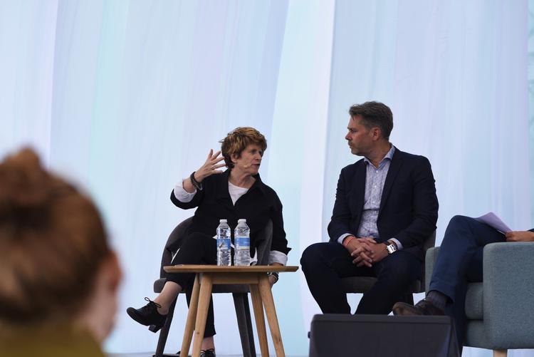 FN's højkommisær for menneskerettigheder Kate Gilmore og Danmarks techambassadør Casper Klynge diskuterede torsdag på Techfestivalen i København tech, udenrigspolitik og rettigheder i en digital verden Foto: Jóhann Thór Haahr Hansen