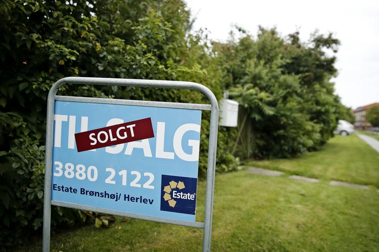 Færre boliger står til salg, og priserne er steget, lyder det fra Finans Danmark.  Foto: Jens Dresling/POLFOTO