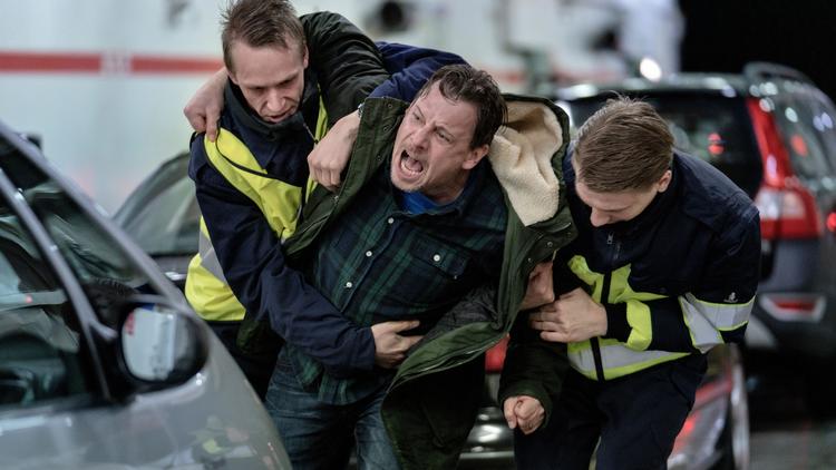 Politimanden Rolf Larsen oplever enhver forælders mareridt, da hans lille datter forsvinder. Foto: Henrik Ohsten/TV 2