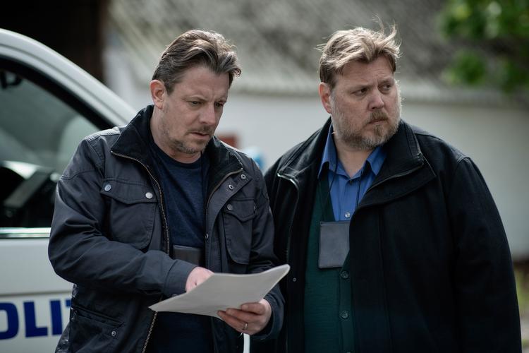 Anders W. Berthelsen og Nicolas Bro ses her i en scene fra 'DNA'. Foto: TV 2