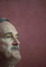 John Cleese er Brexit-tilhænger og har fra sit hjem i Caribien udtrykt skuffelse over England og udtalt, at han anser London for at være en uengelsk by som følge af immigration.  Monty Python-medlemmet Terry Gilliam har udtalt, at han er uenig i Cleeses anskuelser.  
 Foto: Rasmus Baaner  Foto: Rasmus Baaner/POLFOTO