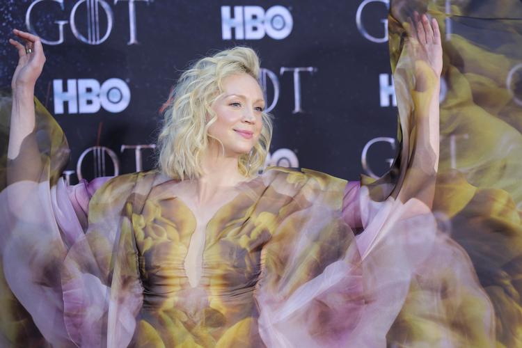 Gwendoline Christies karakter Brienne of Tarth har aldrig været seng med nogen i 'Game of Thrones'. Men det laver danske Nikolaj Coster-Waldau om på i et af seriens sidste afsnit - til stor glæde for den kvindelige kriger. Foto: Caitlin Ochs/Ritzau Scanpix