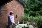 
Per Øberg har 1,5 million kroner i friværdi i sit rækkehus, som han ikke kan få fat i. Banken opfordrer ham til at sælge huset, så han får adgang til pengene.
   Foto: Mikkel Hørlyck/POLFOTO