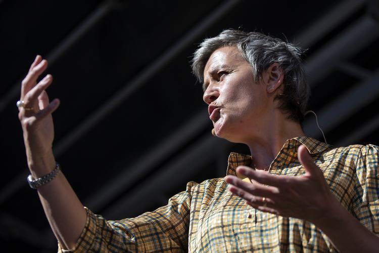 Margrethe Vestager har i visse kredse fået rockstjernestatus for sin kamp mod techgiganterne som konkurrencekommissær. Nu får hun endnu mere magt.    Foto: Finn Frandsen/POLFOTO
