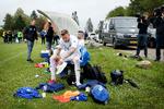 
Nicklas Bendtner skifter sko efter sin første kamp for FCK.



















































































   Foto: Jens Dresling/POLFOTO