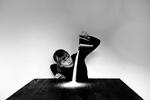 Jenny Hval er både romanforfatter og musiker og tager på sit nye album lytteren igennem en surealistisk dannelsesrejse der overskrider grænserne mellem drømme og virkelighed, musik og poesi. Foto: Lasse Marhaug