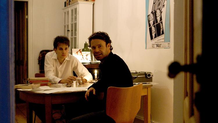 Mick Øgendahl møder 'Michael Strunge', spillet af skuespilleren Jesper Zuschlag.  Foto: Nicklas Glad Korgaard