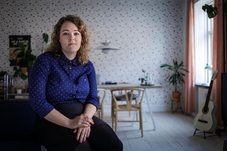 Louise Wium Gotthardt blev bedt om at købe en livsforsikring i Danske Banks forsikringsselskab, hvis hun ville låne 200.000 kroner i Danske Bank. Hun endte med at springe fra..
   Foto: Mads Nissen/POLFOTO