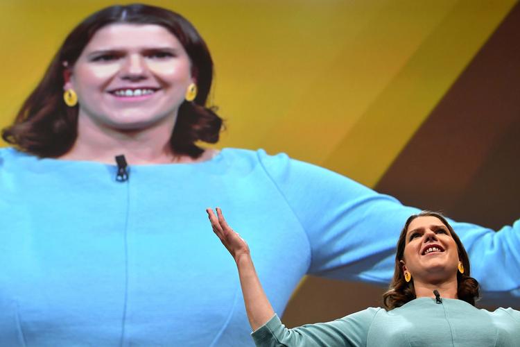 Partileder for Liberaldemokraterne, Jo Swinson, vil aflyse brexit. Intet brexit vil være godt for Storbritannien mener Swinson.  Foto: Ben Stansall/Ritzau Scanpix