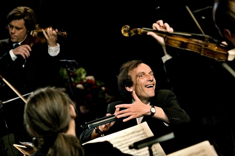 Concerto Copenhagen bliver dirigeret både af Lars Ulrik Mortensen (billedet) og af hans unge kollega Magnus Fryklund. Arkivfoto. Joachim Adrian