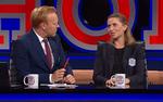 Mette Frederiksen viste sig fra sin mest charmerende side, da hun gæstede 'Natholdet'.  Foto: Skærmdump, TV 2