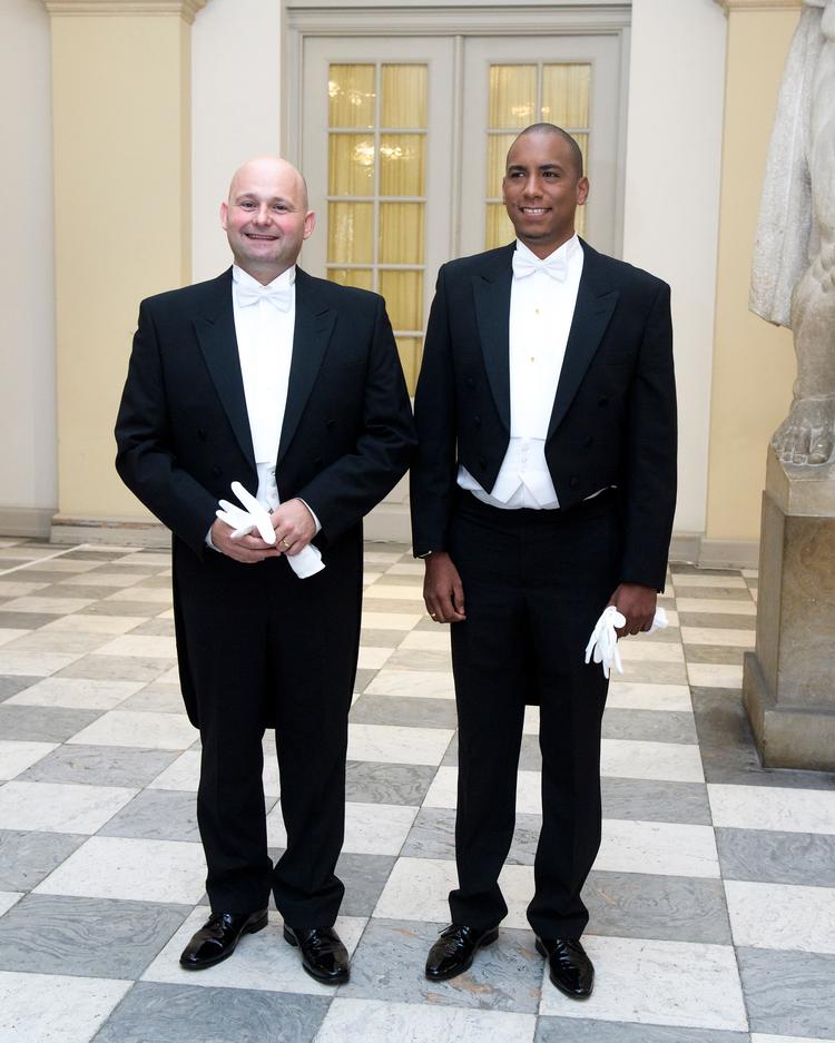 Josue Vasquez med sin forlovede, daværende justitsminister Søren Pape (K), ved ankomsten til et  gallataffel på Christiansborg Slot i anledningen af kronprinsens 50-års fødselsdag.
   Foto: Jonas Olufson