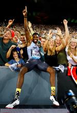 En samlet sejr på 100 meter ved Diamond League-serien blev fejret med stil i Zürich i sensommeren. Næste store opgave for Noah Lyles bliver 200 meter ved VM i Doha, hvor han løber indledende heat søndag aften. Foto: Arnd Wiegmann/Ritzau Scanpix