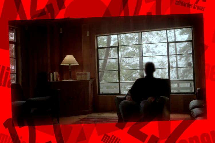 Politiken og TV 2 møder insideren i en hytte, vi har lejet specielt til lejligheden. Han er så nervøs for, at han skulle kunne blive genkendt, at vi indvilliger i end ikke at skrive, i hvilken amerikansk stat, vi har interviewet ham.  Foto: TV 2 / Johnny Hanna