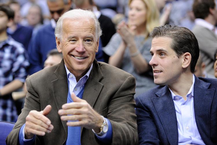  Det Hvide Hus forsøger at bringe den mulige præsidentkandidat Joe Biden i vanskeligheder med henvisning til sønnen Hunters aktiviteter i Ukraine.    Foto: Nick Wass/Ritzau Scanpix