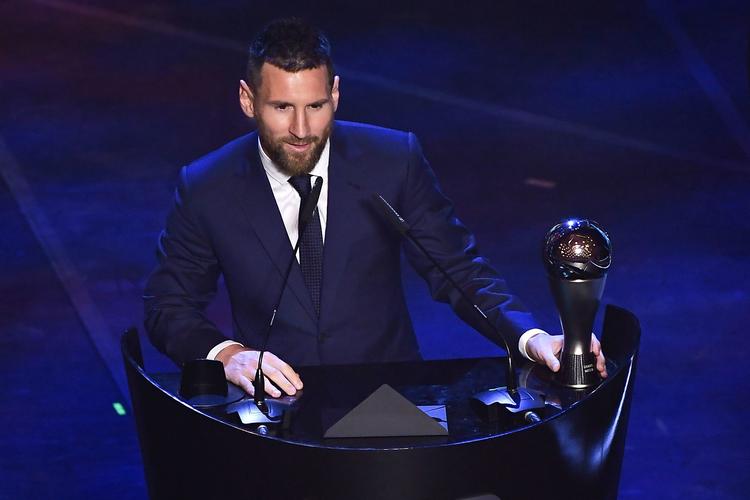 Argentineren, Lionel Messi, modtog prisen som verdens bedste fodboldspiller mandag aften.  Foto: Marco Bertorello/Ritzau Scanpix
