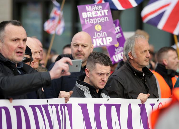 Højrefløjsaktivisten Tommy Robinson ses her under en pro-Brexit-dremonstration i London i 2018.   Foto: Tim Ireland/Ritzau Scanpix