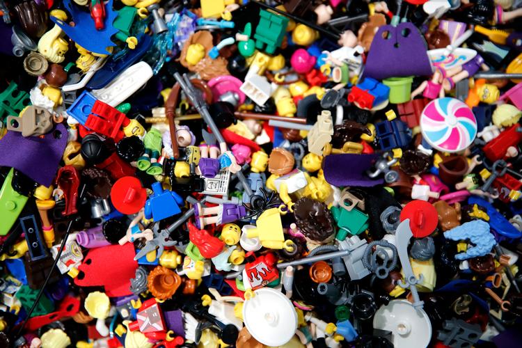 Mon ikke der er masser af LEGO til salg, når Folkehuset Absalon i efterårsferien inviterer til børneloppemarked? Foto: Jens Dresling/POLFOTO