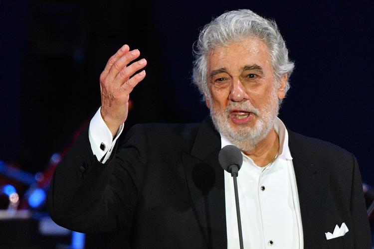 Plácido Domingo, 78, optrådte sidst i august i Ungarn. Nu trækker den verdensberømt tenor sig efter en serie af beskyldninger om seksuel chikane. Foto: Attila Kisbenedek/Ritzau Scanpix