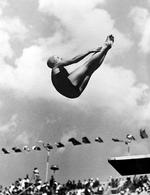 Marjorie Gestring  var kun 13 år, da hun vandt olympisk guld fra tremetervippen i Berlin 1936.
   Foto: Ap/Ritzau Scanpix