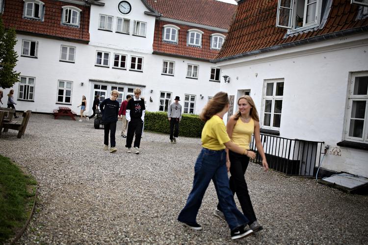 Det er blevet mere popoulært at tage 10. klasse på en efterskole. Her er det Flakkebjerg i Slagelse.   Foto: Martin Lehmann/POLFOTO