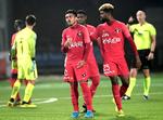  FCM-spilleren Evander Da Silva brokker sig ud mod træner Brian Priske, fordi han ikke fik lov til at sparke et frispark i sidste minut i pokalkampen mod Fremad Amager.. Dagen efter undskyldte han sin opførsel.
   Foto: Lars Poulsen/POLFOTO
