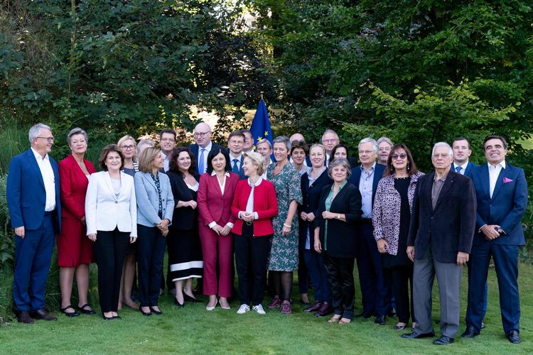 To af de kommissærer, som formand Ursula von der Leyen har udpeget, ser ikke ud til at blive godkendt af parlamentsmedlemmerne. Foto: Kenzo Tribouillard/Ritzau Scanpix