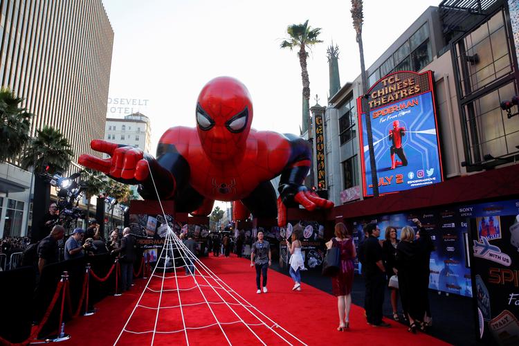 Flere havde spået, at Sony ikke ville undvære Disney. Den sidste Spider-Man film de lavede sammen blev Sonys bedst tjenende film nogensinde. Her er det verdenspremieren udenfor TCL Chinese Theater i Los Angeles.   Foto: Danny Moloshok/Ritzau Scanpix