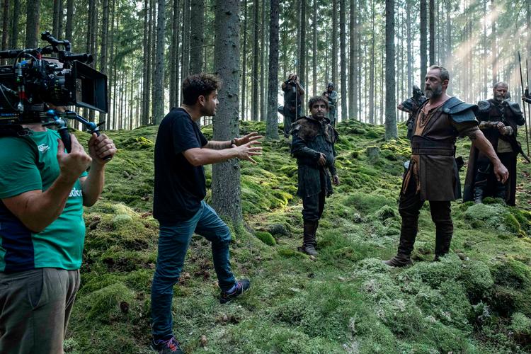 Still 16 Christian Geisnæs-BTS-VALHALLA