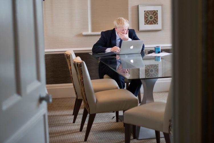 Den helt store brexit-knast mellem EU og Storbritannien er grænsen mellem Irland og Nordirland. Premierminister Boris Johnson præsenterer i dag sin løsning på dilemmaet. Foto: Pool/Ritzau Scanpix