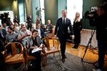 Regeringen sætter med egne ord velfærden først i deres finanslovsudspil. Flere sygeplejersker, mere politi og en genrejsning af skattevæsenet er tre af punkterne. Foto: Jens Dresling/POLFOTO