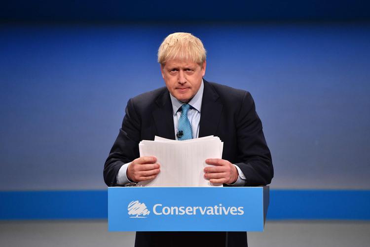 Nogle timer efter at Boris Johnson havde holdt tale ved partikonferencen i Manchester, udgik der fra Downing Street 10 i London en meddelelse om, at premierministerens regering vil suspendere parlamentet i otte dage fra 8. til 14. oktober. Foto: Paul Ellis/Ritzau Scanpix