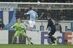 Malmö FF's udligning blev headet ind af 37-årige Markus Rosenberg,
   Foto: Jens Dresling/POLFOTO