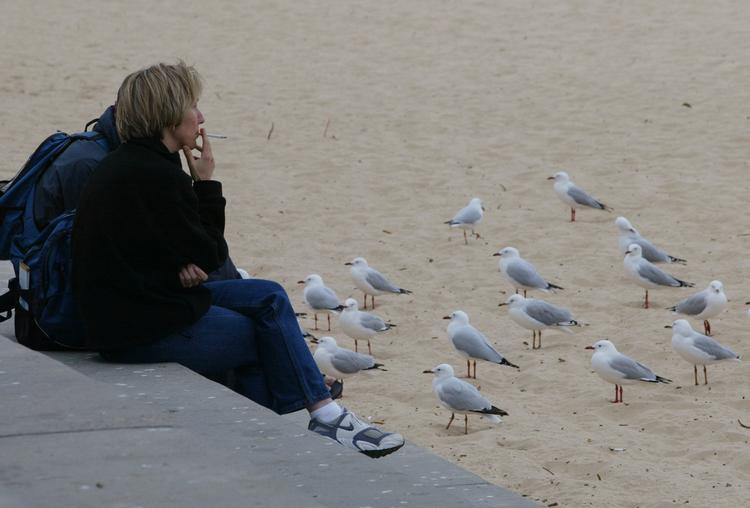Den australske storby Melbourne har indført rygeforbud i byens centrale forretnings- og shoppingområde. Foto: Mark Baker/Ritzau Scanpix