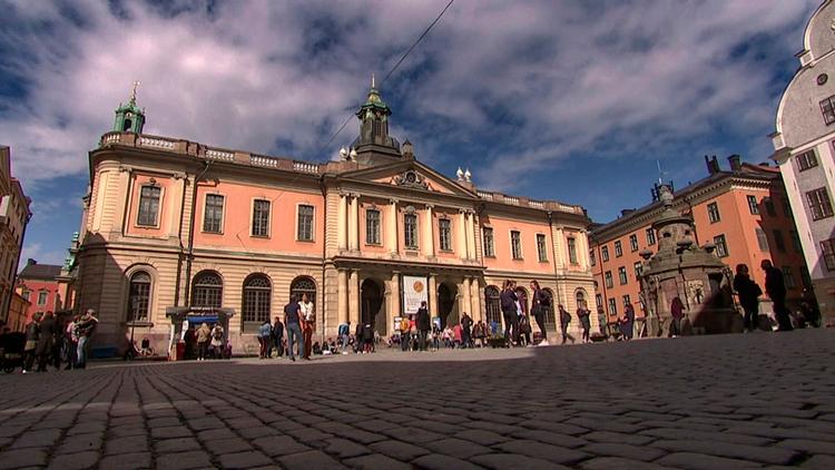 Programmet viser, en institution, som tager sig særdeles godt af sine medlemmer. Foto: SVT Foto: SVT