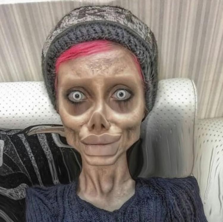 Sahar Tabars billeder er fotomanipulerede. På Instagram er hun blevet kendt som 'Zombie-Angelina'. Nu er hun blevet anholdt og anklaget for at tilskynde til vold og moralsk fordærvelse.  Foto: /Privat/ Instagram