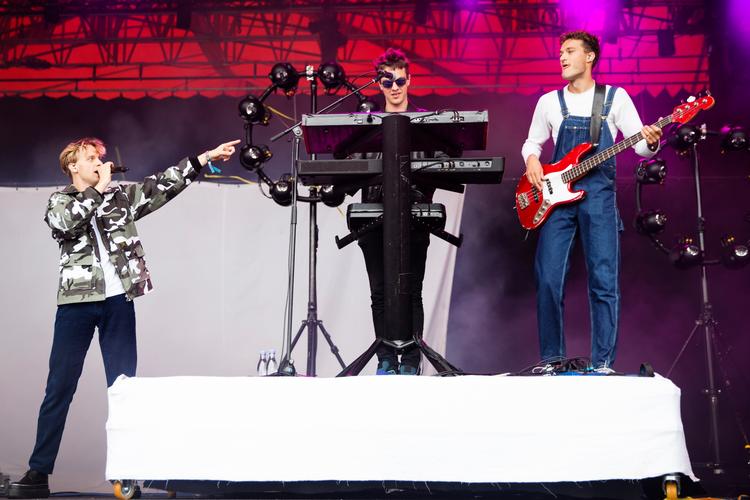 Det danske band Scarlet Pleasure er blandt navnene til næste års Engange Festival. På billedet giver de koncert på Roskilde Festival 2016. Arkivfoto Melissa Kühn Hjerrild