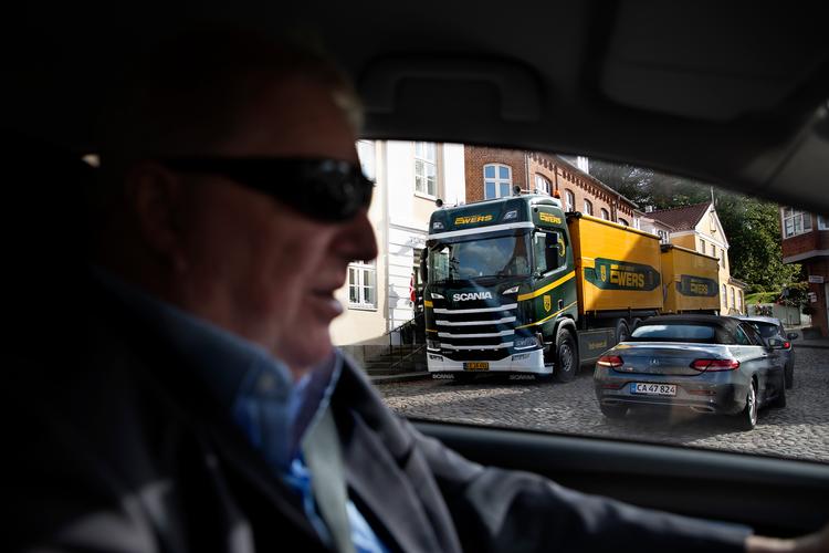 
    Efter et turbulent forår med negativt fokus på bl.a. omfartsvejen i Mariager endte Dansk Folkepartis mangeårige transportordfører Kim Christiansen med at blive stemt ud af Folketinget ved valget.
   Foto: Finn Frandsen/POLFOTO