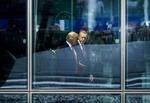 Relationen mellem den amerikanske præsident, Donald Trump, og Tyrkiets præsident, Recep Tayyip Erdogan, er anstrengt. Her ses de sidste år i juli måned til et NATO-topmøde.  Foto: Brendan Smialowski/Ritzau Scanpix